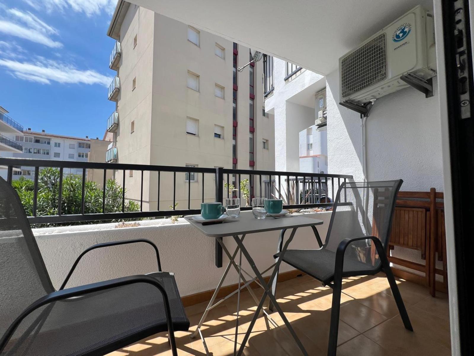 Estudio Cerca De La Playa Con Terraza Av-76 Appartement